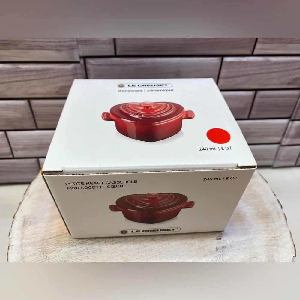 Le Creuset ❤️Cerise Red Petite Heart Casserole Mini Cocotte Ramekin NIB